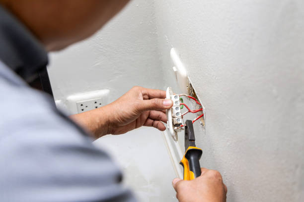 Best Outdoor Lighting Installation  in Greenfield, CA